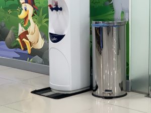 thùng rác inox đạp chân